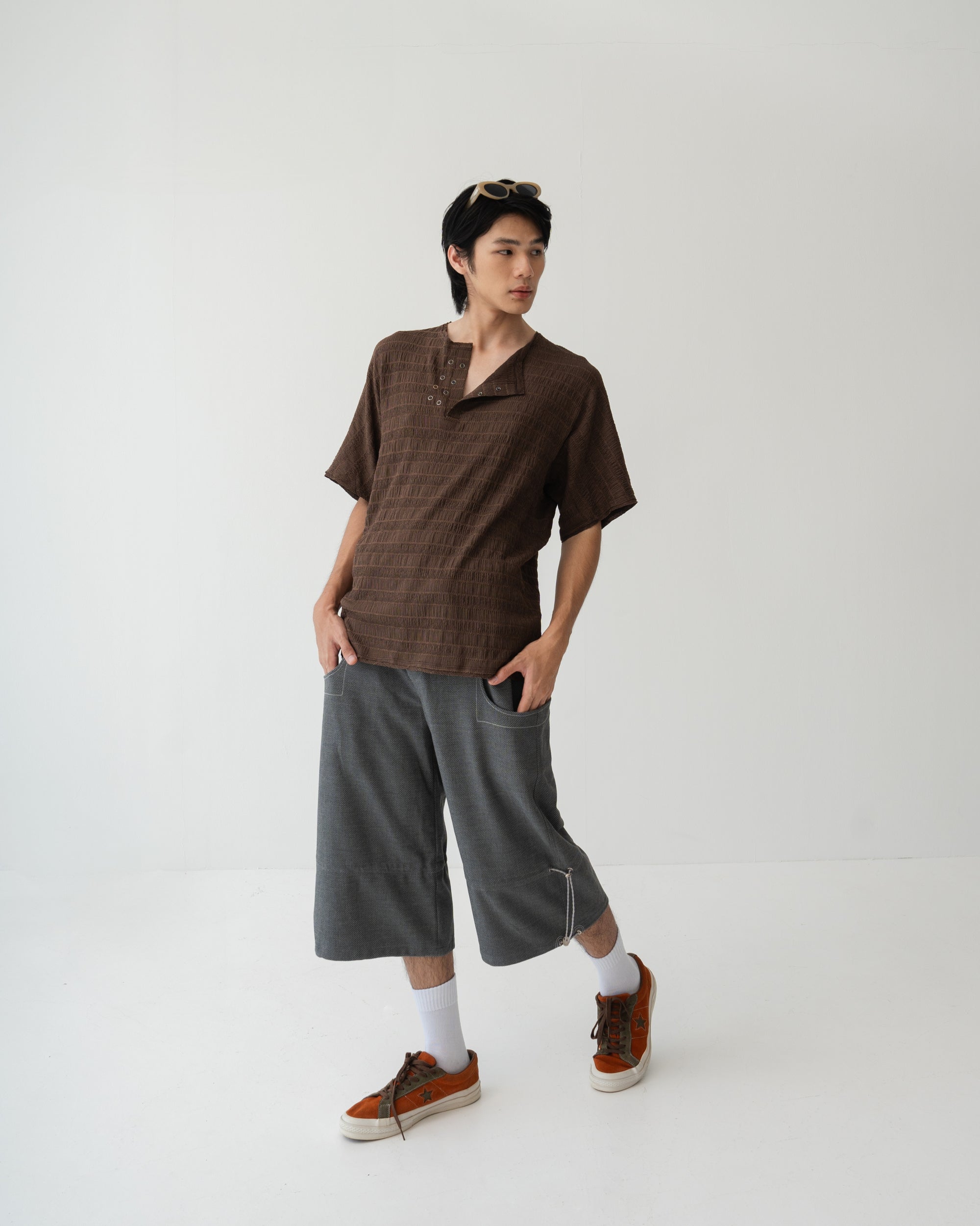 010 Hoe Capris · Grey