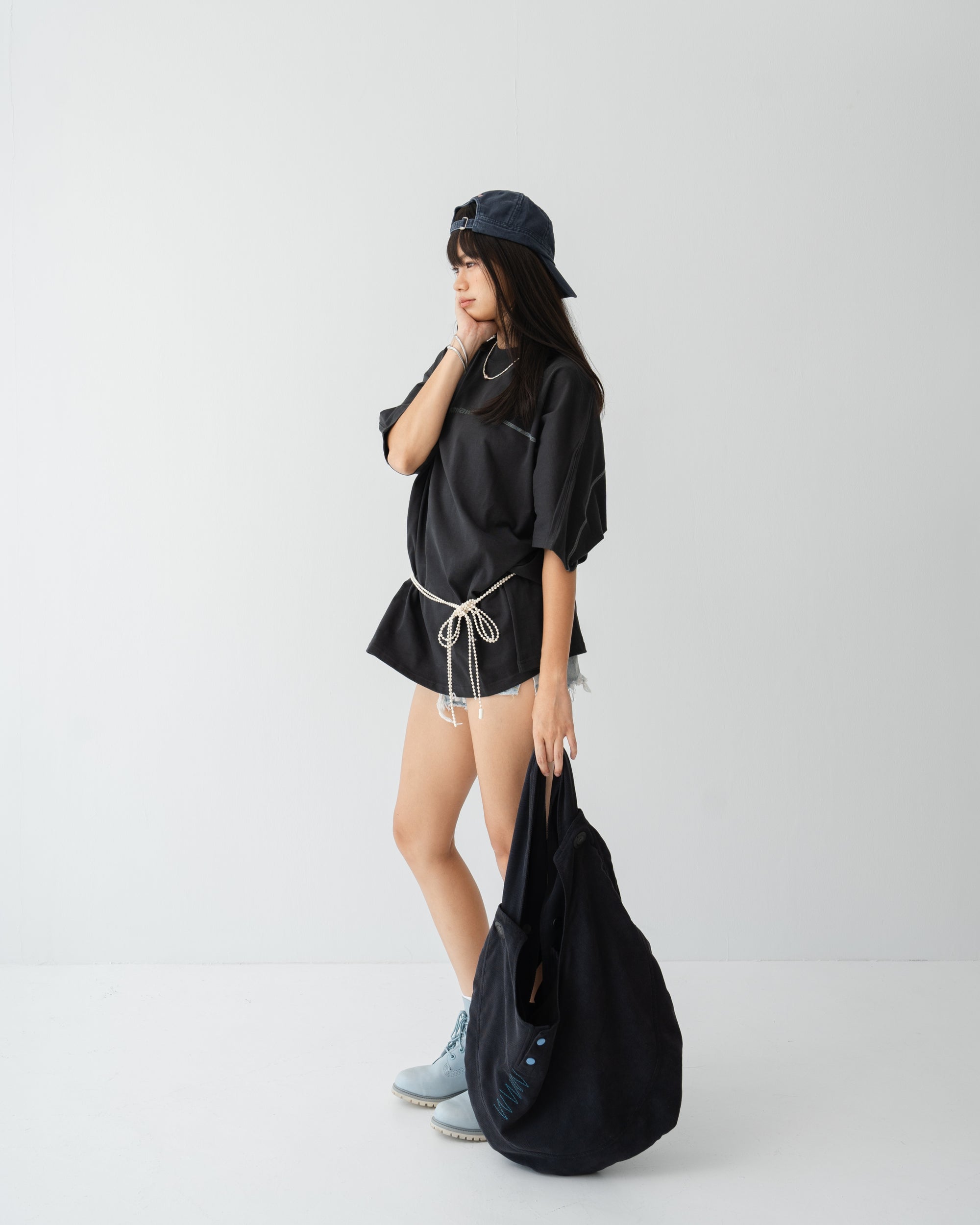 017 Black Basic Tee