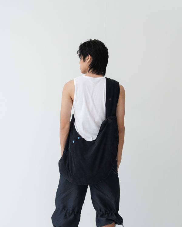 019 Cross-Body Bag · Black