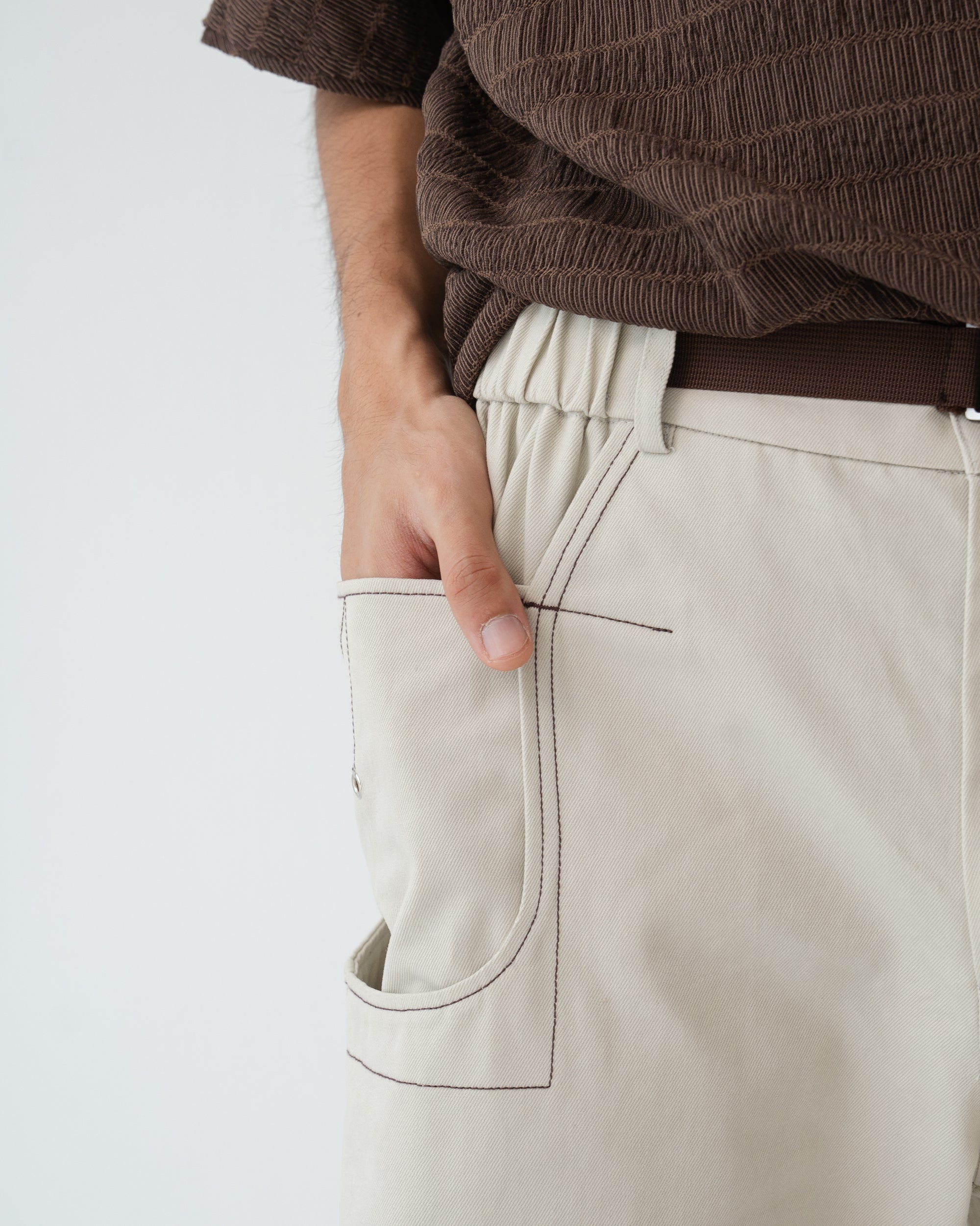 011 Hoe Capris · White