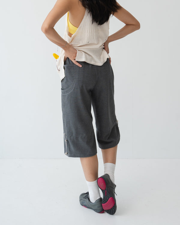 010 Hoe Capris · Grey