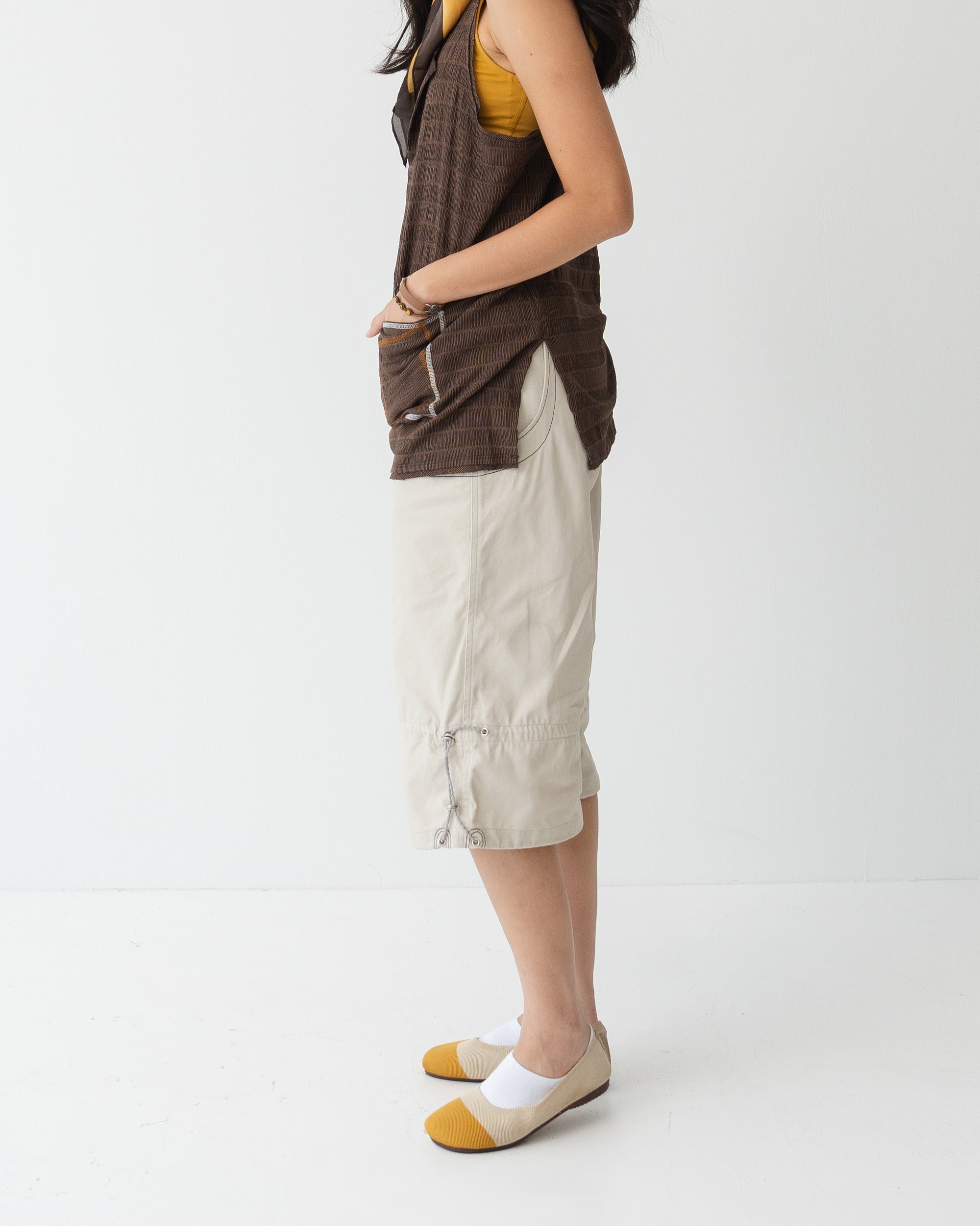 011 Hoe Capris · White