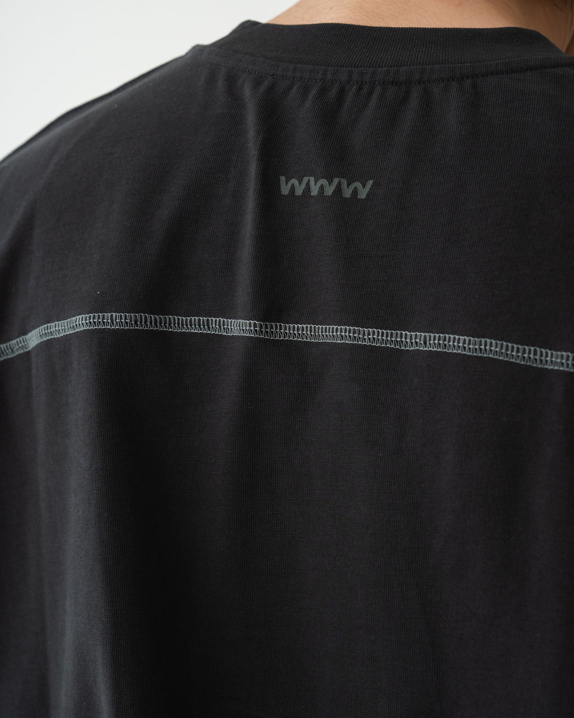 017 Black Basic Tee