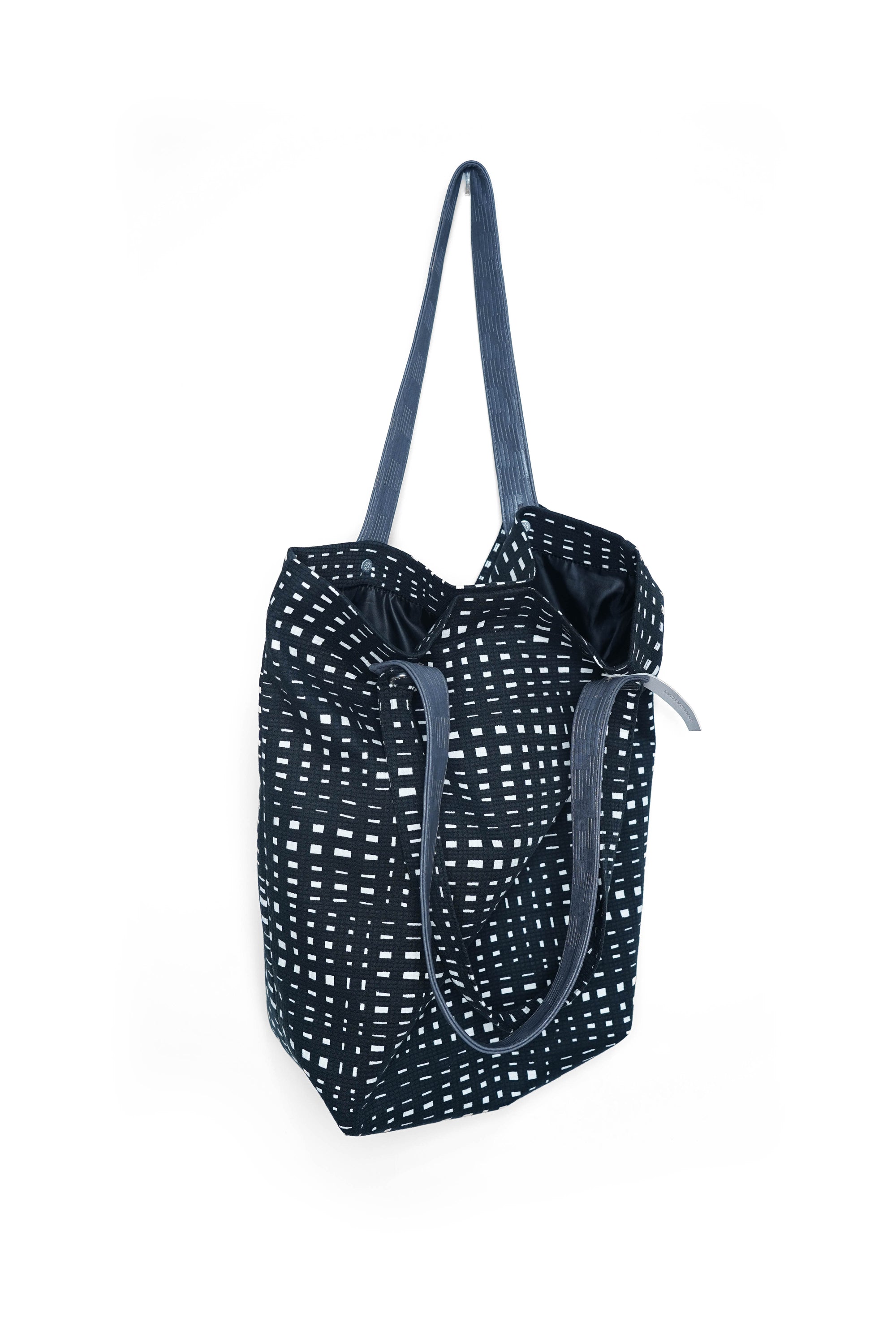 TE BAG Black Spot